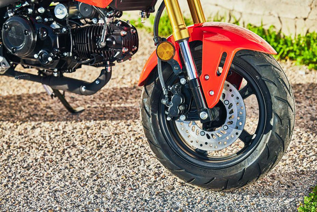 Xe minibike côn tay giá 129 triệu đồng - Hình 6 Xe minibike con tay gia 129 trieu dong-Hinh-6