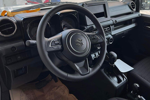 Suzuki Jimny 2023 từ 789 triệu đồng cho người thích off-road - Hình 6 Suzuki Jimny 2023 tu 789 trieu dong cho nguoi thich off-road-Hinh-6