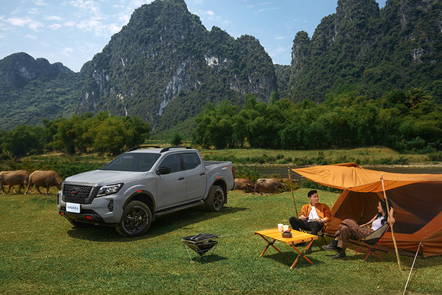 Bán tải Nissan Navara 2022 chuẩn khí thải Euro 5 giá từ 945 triệu tại Việt Nam - Hình 2 Ban tai Nissan Navara 2022 chuan khi thai Euro 5 gia tu 945 trieu tai Viet Nam-Hinh-2