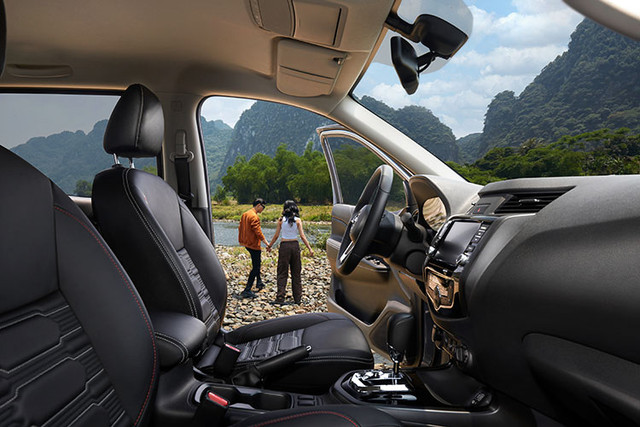 Bán tải Nissan Navara 2022 chuẩn khí thải Euro 5 giá từ 945 triệu tại Việt Nam - Hình 6 Ban tai Nissan Navara 2022 chuan khi thai Euro 5 gia tu 945 trieu tai Viet Nam-Hinh-6