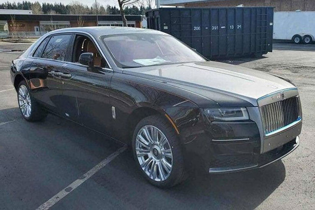 Cận cảnh Rolls-Royce Ghost thế hệ mới vừa có mặt ở Việt Nam - Hình 3 Can canh Rolls-Royce Ghost the he moi vua co mat o Viet Nam-Hinh-3
