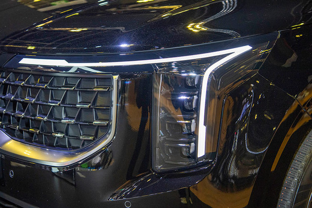 Mẫu xe MPV Kia Carnival 2024 có 3 phiên bản sắp được chào bán - Hình 4 Mau xe MPV Kia Carnival 2024 co 3 phien ban sap duoc chao ban-Hinh-4