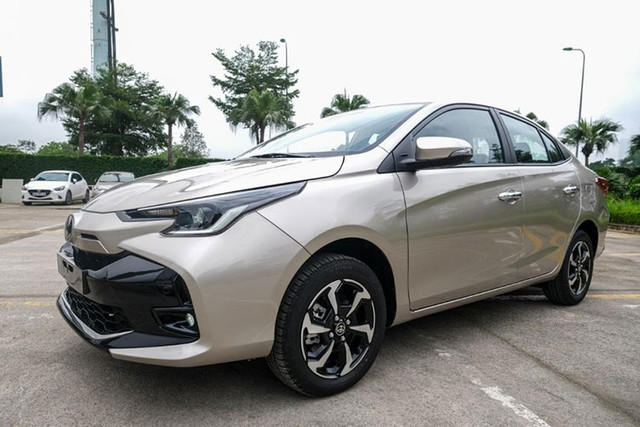 Cận cảnh Toyota Vios 2023 rẻ hơn bản cũ 18 triệu Can canh Toyota Vios 2023 re hon ban cu 18 trieu