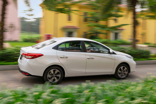 Cận cảnh Toyota Vios 2023 rẻ hơn bản cũ 18 triệu - Hình 12 Can canh Toyota Vios 2023 re hon ban cu 18 trieu-Hinh-12