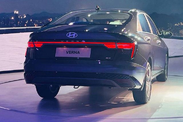 Hyundai Accent 2023 giá rẻ chỉ từ 310 triệu đồng - Hình 4 Hyundai Accent 2023 gia re chi tu 310 trieu dong-Hinh-4