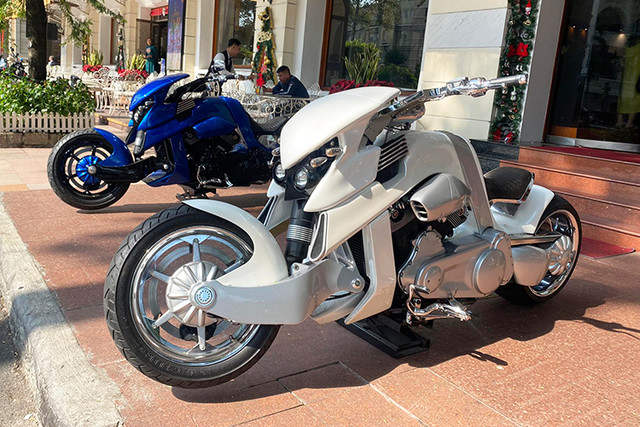 Cặp vợ chồng sở hữu đôi "quái thú" V-Rex Travertson gần 4 tỷ ở Sài Gòn - Hình 8 Cap vo chong so huu doi