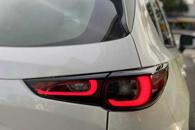 Mazda CX-5 2023 chạy 17km lên sàn xe cũ chỉ 859 triệu - Hình 9 Mazda CX-5 2023 chay 17km len san xe cu chi 859 trieu-Hinh-9