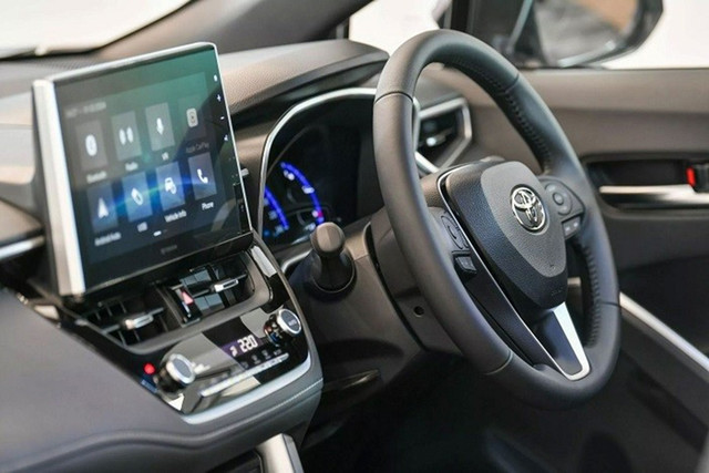 Phiên bản Corolla Cross 2024 mới có giá bao nhiêu? - Hình 7 Phien ban Corolla Cross 2024 moi co gia bao nhieu?-Hinh-7