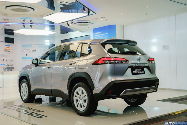 Phiên bản Corolla Cross 2024 mới có giá bao nhiêu? - Hình 9 Phien ban Corolla Cross 2024 moi co gia bao nhieu?-Hinh-9
