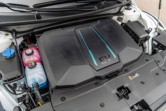 Cận cảnh điện Hyundai IONIQ 5 sản xuất Việt Nam, từ 1,3 tỷ đồng - Hình 10 Can canh dien Hyundai IONIQ 5 san xuat Viet Nam, tu 1,3 ty dong-Hinh-10