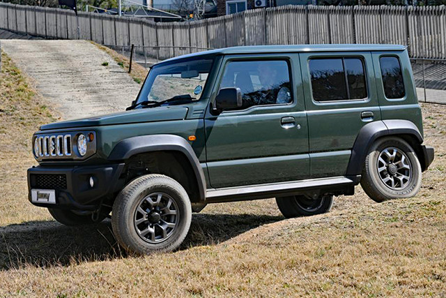 Suzuki Jimny 5 cửa từ 681 triệu đồng Đông Nam Á, có về Việt Nam? - Hình 11 Suzuki Jimny 5 cua tu 681 trieu dong Dong Nam A, co ve Viet Nam?-Hinh-11
