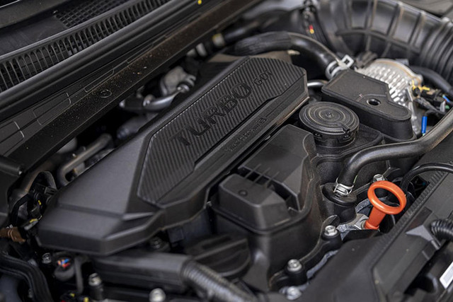 Cận cảnh Hyundai Elantra 2023, cao nhất 799 triệu đồng - Hình 13 Can canh Hyundai Elantra 2023, cao nhat 799 trieu dong-Hinh-13