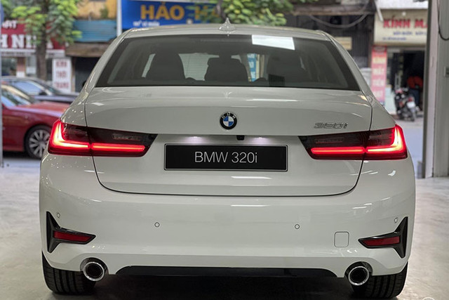 Cận cảnh xe BMW 3-Series lắp ráp Việt Nam, rẻ hơn nhập tới 770 triệu đồng - Hình 11 Can canh xe BMW 3-Series lap rap Viet Nam, re hon nhap toi 770 trieu dong-Hinh-11