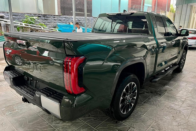 Chủ xe Toyota Tundra 2022 hơn 4,5 tỷ bấm trúng biển số ngủ quý 4 - Hình 2 Chu xe Toyota Tundra 2022 hon 4,5 ty bam trung bien so ngu quy 4-Hinh-2