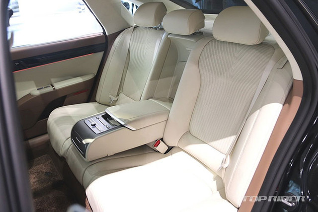 Chi tiết Hyundai Grandeur 2023 đang 'cháy hàng' ở Hàn Quốc - Hình 9 Chi tiet Hyundai Grandeur 2023 dang 'chay hang' o Han Quoc-Hinh-9