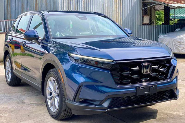 Xa hang ton, Honda CR-V giam 100 trieu dong tai dai ly