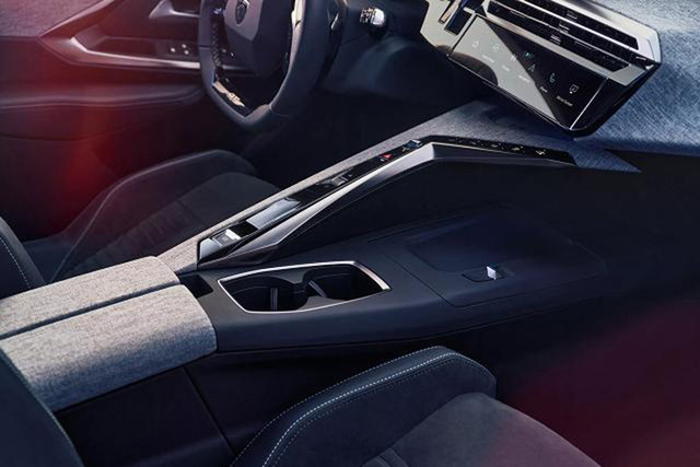 Chi tiết Peugeot 3008 plug-in hybrid 2024 mới - Hình 8 Chi tiet Peugeot 3008 plug-in hybrid 2024 moi-Hinh-8