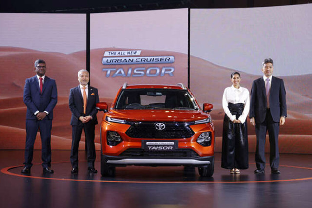 SUV lai Coupe giá rẻ Toyota Urban Cruiser Taisor 2024 chính thức trình làng SUV lai Coupe gia re Toyota Urban Cruiser Taisor 2024 chinh thuc trinh lang