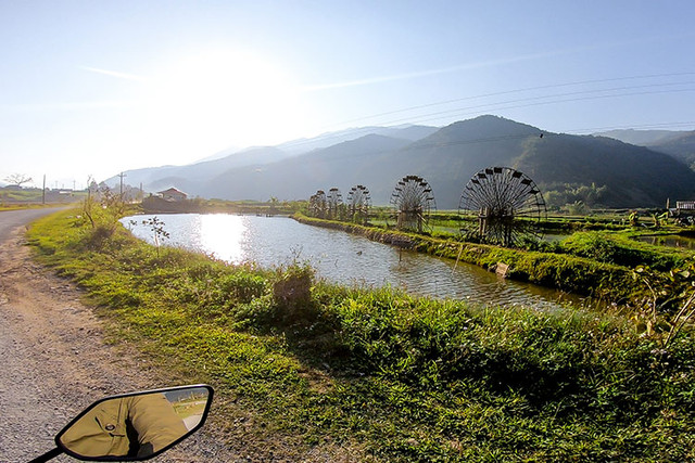 Vi sao Gen Z thich di du lich phuot bang xe may?-Hinh-2