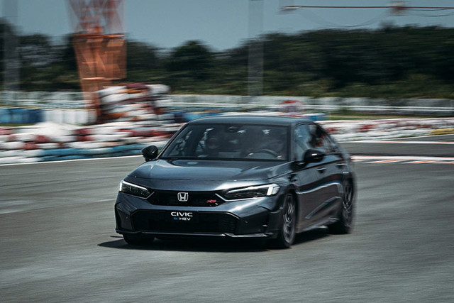 Honda Civic 2025 mới từ 789 triệu vẫn vượt trội hơn đối thủ - Hình 12 Honda Civic 2025 moi tu 789 trieu van vuot troi hon doi thu-Hinh-12