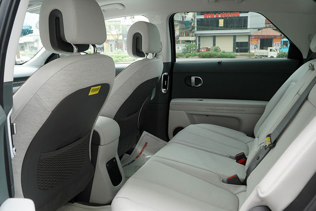 Cận cảnh Hyundai Ioniq 5 chạy điện gần 2 tỷ của đại gia miền Tây - Hình 9 Can canh Hyundai Ioniq 5 chay dien gan 2 ty cua dai gia mien Tay-Hinh-9
