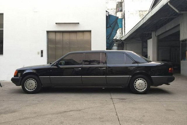 Đại gia Đặng Lê Nguyên Vũ tậu Mercedes-Benz 280E độc nhất Việt Nam - Hình 2 Dai gia Dang Le Nguyen Vu tau Mercedes-Benz 280E doc nhat Viet Nam-Hinh-2