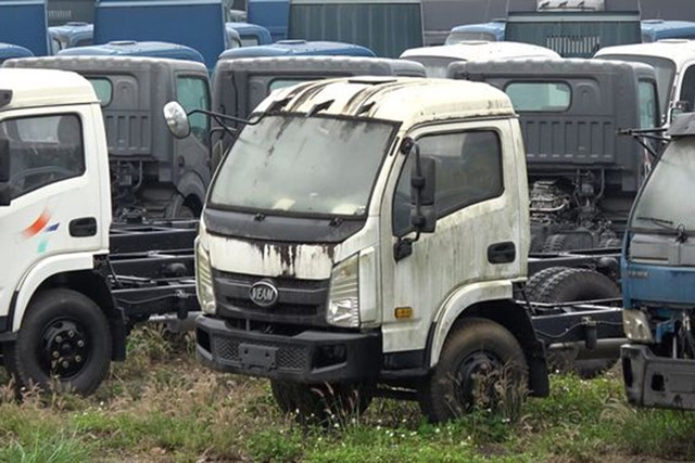 Khoảng 2.122 chiếc ôtô của Nhà máy VEAM nằm phơi nắng mưa - Hình 10 Khoang 2.122 chiec oto cua Nha may VEAM nam phoi nang mua-Hinh-10