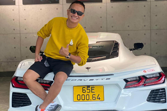 Đại gia Việt chi hơn 8 tỷ mua Corvette C8 chơi trội lắp biển kinh doanh dịch vụ vận tải Dai gia Viet chi hon 8 ty mua Corvette C8 choi troi lap bien kinh doanh dich vu van tai