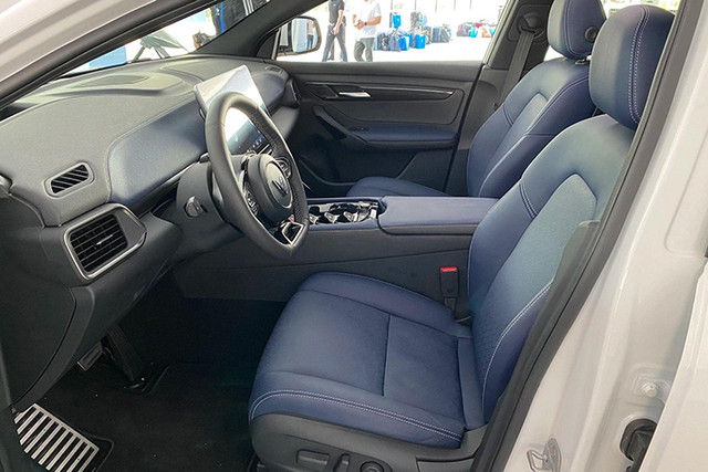 Chi tiết VinFast VF8 2022 tại Việt Nam, giá cao nhất hơn 1,2 tỷ đồng - Hình 9 Chi tiet VinFast VF8 2022 tai Viet Nam, gia cao nhat hon 1,2 ty dong-Hinh-9