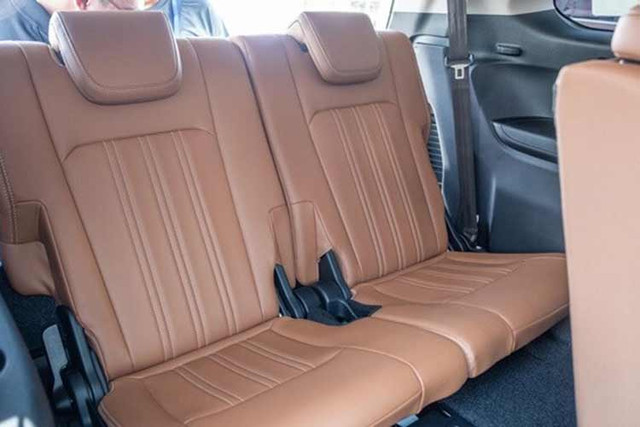 Isuzu mu-X giảm chạm đáy 200 triệu đồng - Hình 8 Isuzu mu-X giam cham day 200 trieu dong-Hinh-8