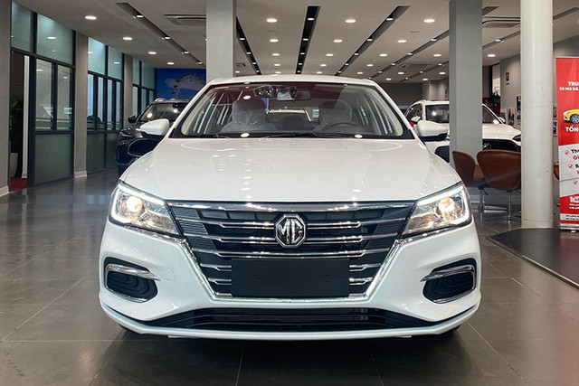 Mẫu xe sedan hạng C là MG5 ế khách dù giá bán chưa tới 400 triệu - Hình 11 Mau xe sedan hang C la MG5 e khach du gia ban chua toi 400 trieu-Hinh-11