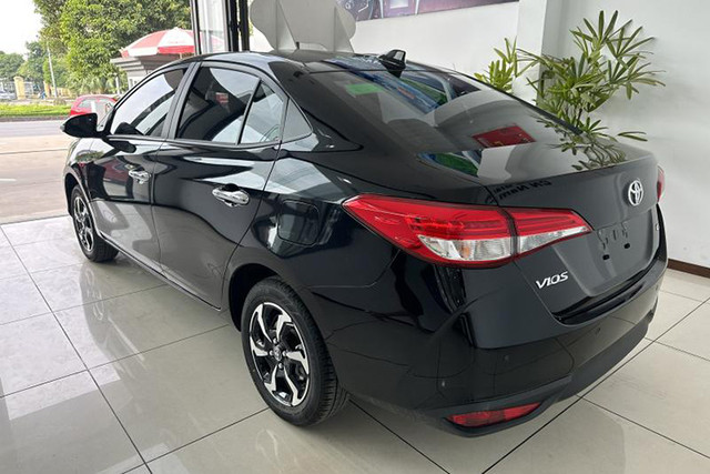 Toyota Vios 2023 mới chạy 200km, rao bán 565 triệu - Hình 3 Toyota Vios 2023 moi chay 200km, rao ban 565 trieu-Hinh-3
