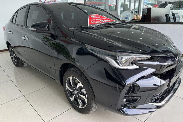 Toyota Vios 2023 mới chạy 200km, rao bán 565 triệu - Hình 2 Toyota Vios 2023 moi chay 200km, rao ban 565 trieu-Hinh-2
