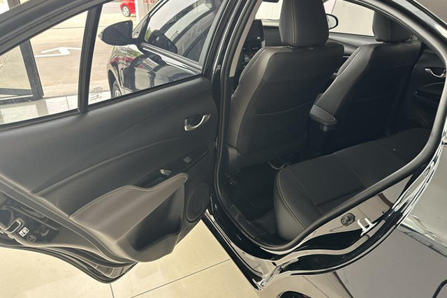 Toyota Vios 2023 mới chạy 200km, rao bán 565 triệu - Hình 7 Toyota Vios 2023 moi chay 200km, rao ban 565 trieu-Hinh-7