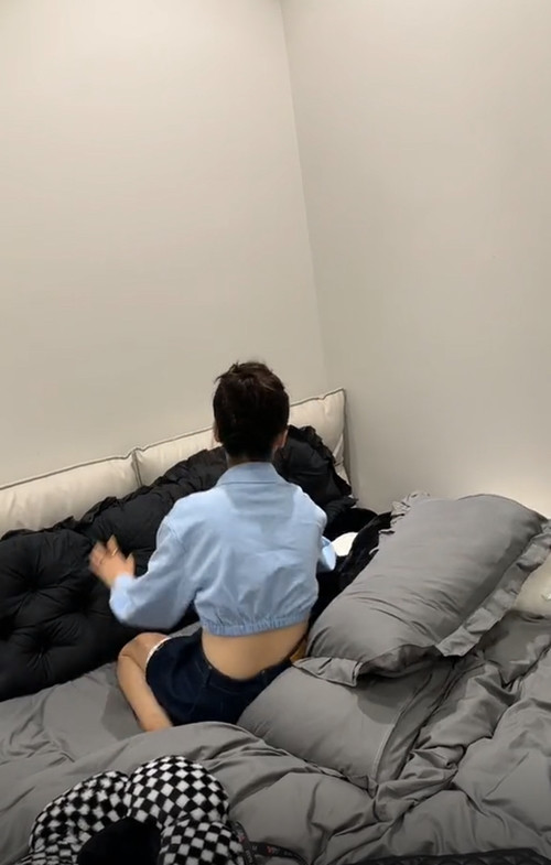 Bên trong ngôi nhà 4 tầng có thang máy của diễn viên Quỳnh Lương - Hình 9 Ben trong ngoi nha 4 tang co thang may cua dien vien Quynh Luong-Hinh-9