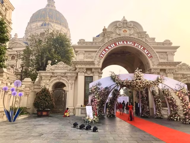 Diem danh cac dai gia Viet tung chi tram ty to chuc dam cuoi cho con-Hinh-5