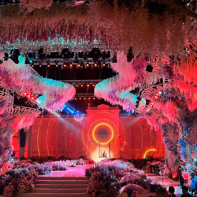 Diem danh cac dai gia Viet tung chi tram ty to chuc dam cuoi cho con-Hinh-4