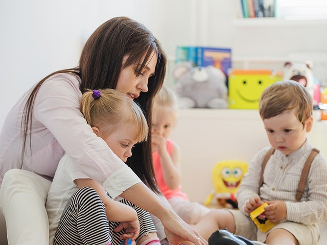 Giúp việc cho nhà giàu Việt phải làm những gì để nhận lương khủng? Giup viec cho nha giau Viet phai lam nhung gi de nhan luong khung?