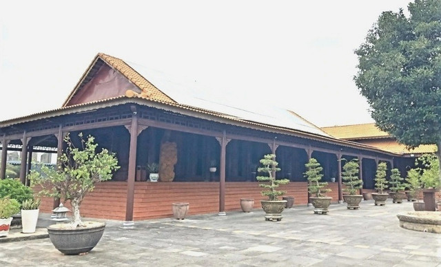 Trầm trồ biệt phủ 200 tỷ tựa cung đình Huế - Hình 5 Tram tro biet phu 200 ty tua cung dinh Hue-Hinh-5