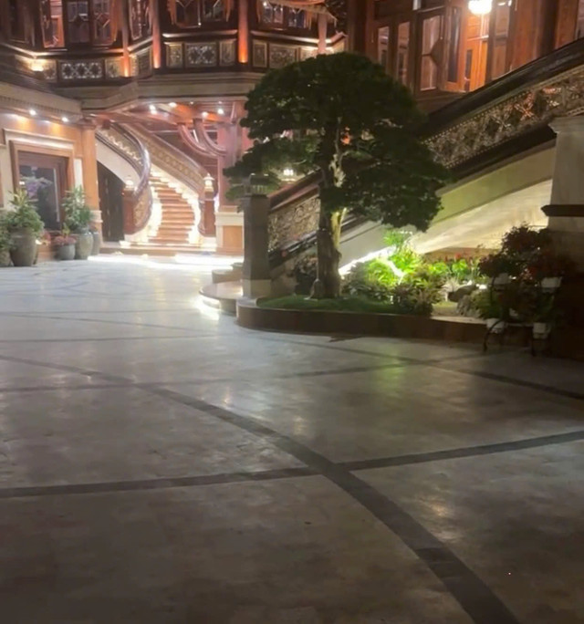 Hé lộ thêm những góc khác của biệt phủ đại gia thẩm mỹ Mailisa - Hình 10 He lo them nhung goc khac cua biet phu dai gia tham my Mailisa-Hinh-10