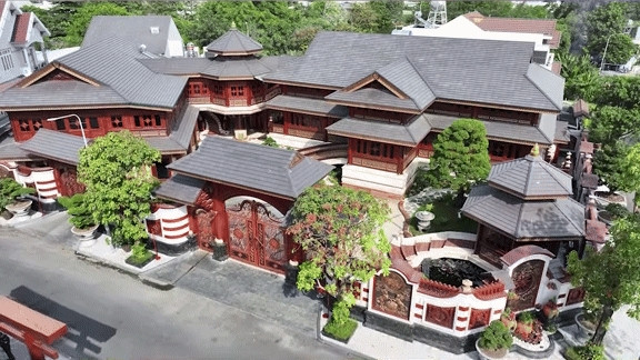 Hé lộ thêm những góc khác của biệt phủ đại gia thẩm mỹ Mailisa - Hình 7 He lo them nhung goc khac cua biet phu dai gia tham my Mailisa-Hinh-7