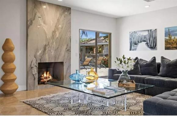 Danh hài Bảo Quốc sở hữu biệt thự 45 tỷ hoành tráng cỡ nào? - Hình 5 Danh hai Bao Quoc so huu biet thu 45 ty hoanh trang co nao?-Hinh-5