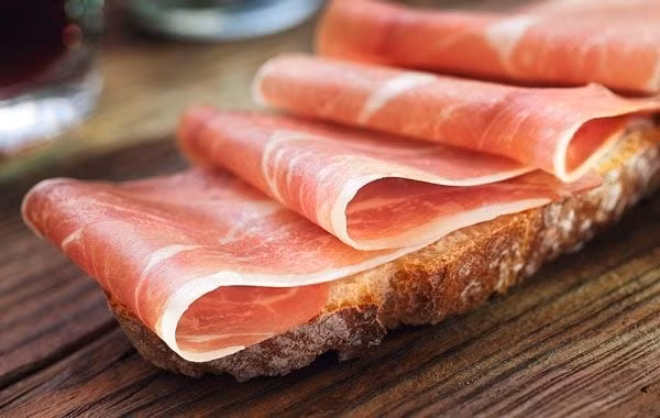 Đại gia giành nhau mua đùi heo muối 40 triệu đồng dịp Tết - Hình 9 Dai gia gianh nhau mua dui heo muoi 40 trieu dong dip Tet-Hinh-9