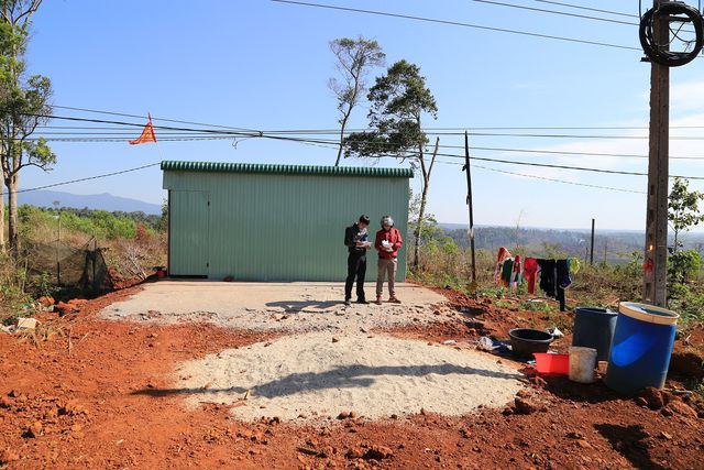 Đắk Nông: Nhà trái phép mọc “siêu tốc” sau một đêm vì có bảo kê? - Hình 2 Dak Nong: Nha trai phep moc “sieu toc” sau mot dem vi co bao ke?-Hinh-2