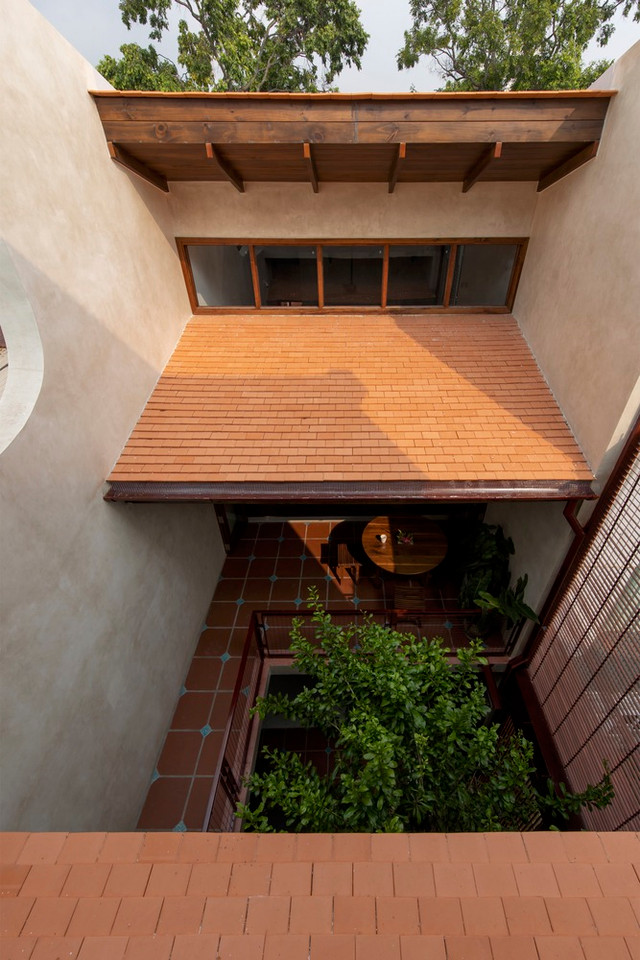 Dung gach gom thay mai, nha Can Tho gay... thuong nho-Hinh-4