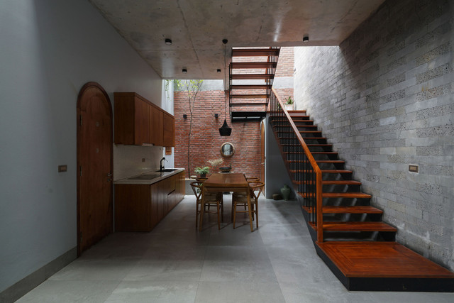 Nhà gạch mộc ở Hà Nội đẹp đến 'sững sờ' - Hình 11 Nha gach moc o Ha Noi dep den 'sung so'-Hinh-11