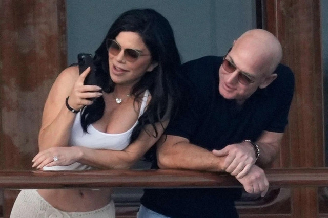 Tai san thuoc dang khung cua ban gai vua dinh hon voi ty phu Jeff Bezos