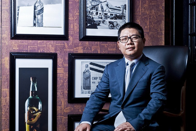 Dai gia gia ngheo lam tho xay co khoi tai san do so the nao?-Hinh-2