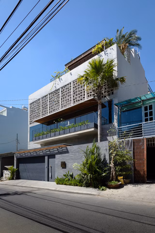 Co gi trong ngoi nha o thoang o TP HCM khien bao Tay thich thu?