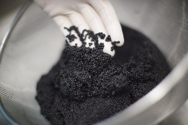 Bật mí thú vị về món ăn “hoàng gia” mỗi bữa tốn cả cây vàng - Hình 3 Bat mi thu vi ve mon an “hoang gia” moi bua ton ca cay vang-Hinh-3